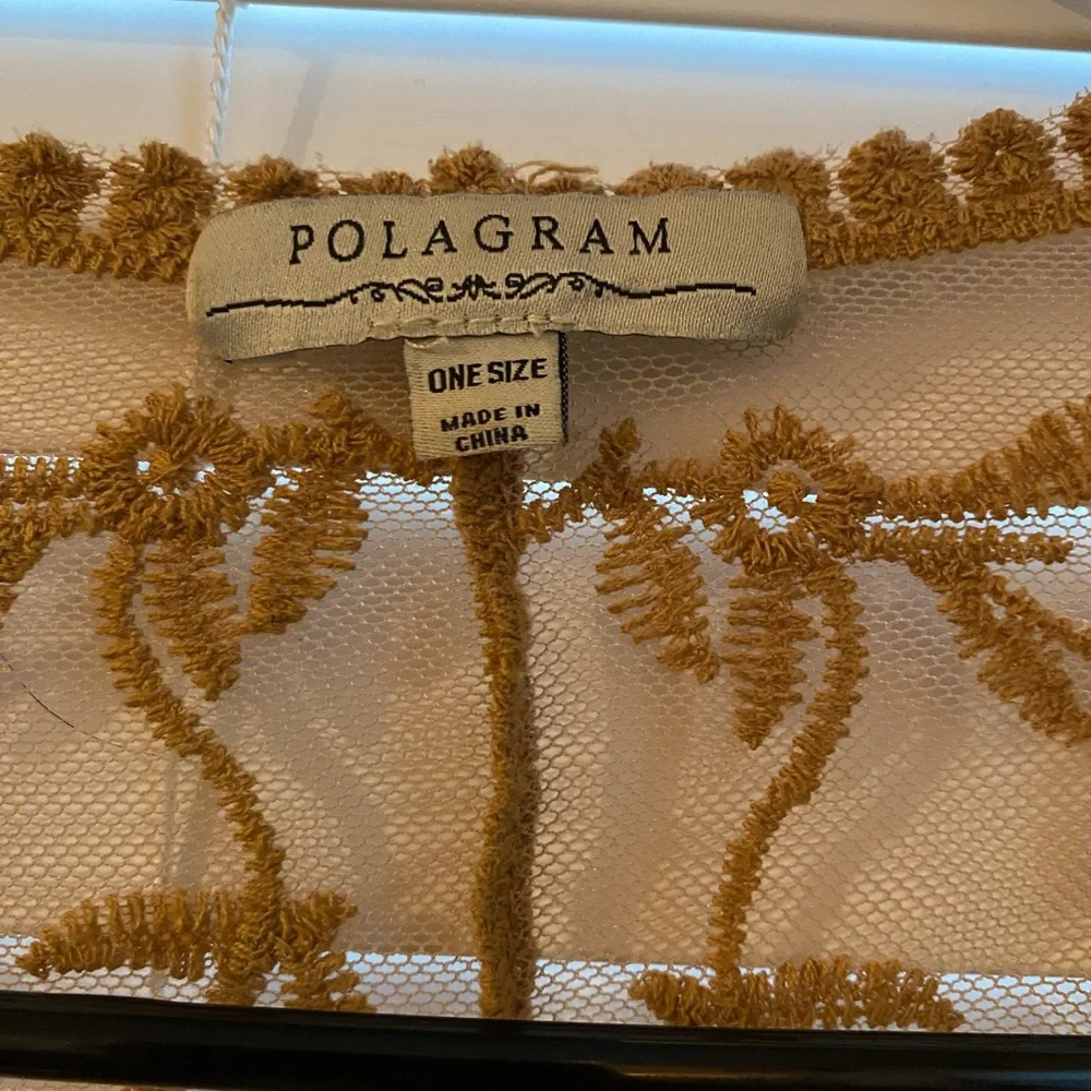 Lace Robe - Picture 5 of 5